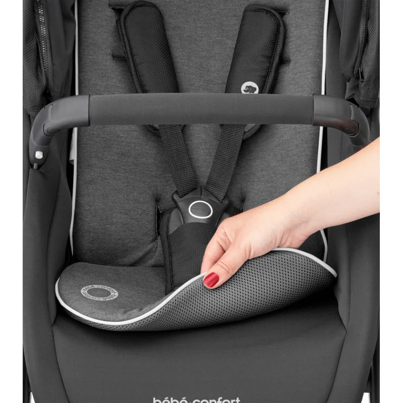 Poussette Lila SP Essential Black Maxi-Cosi