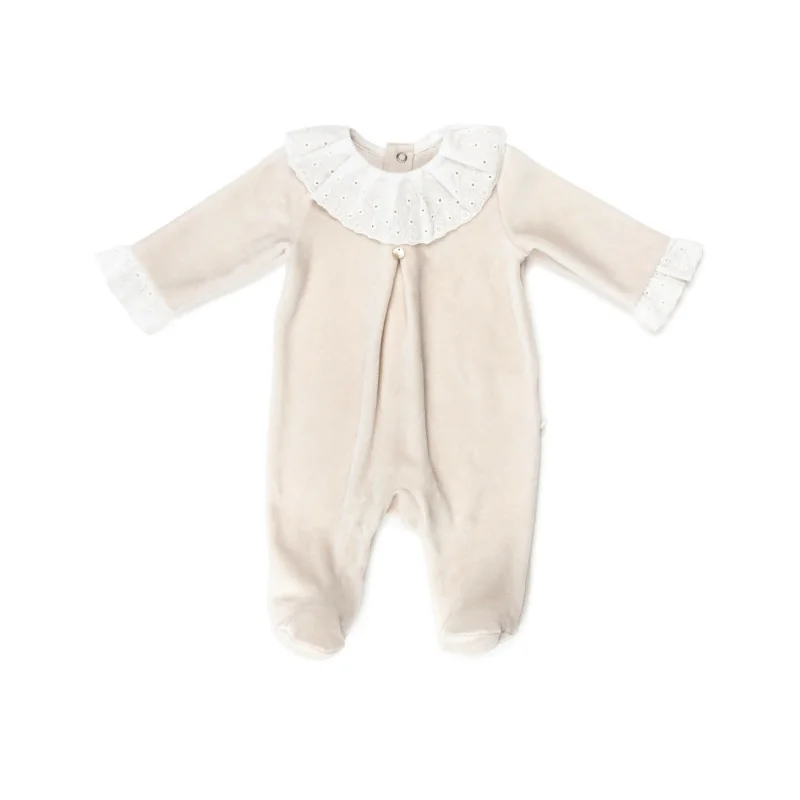 Grenouillère fille en velours Essentials 3 mois beige crème Pureté du bébé Grenouillère fille en velours Essentials 3 mois beige crème Pureté du bébé