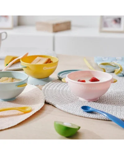 Lot de 3 bols bébé Fun Colors avec couvercles et ventouse, Badabulle