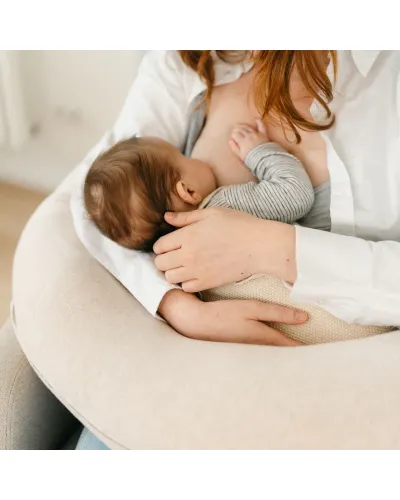 Coussin de maternité et d’allaitement Buddy coloris Chiné Sand de Doomoo