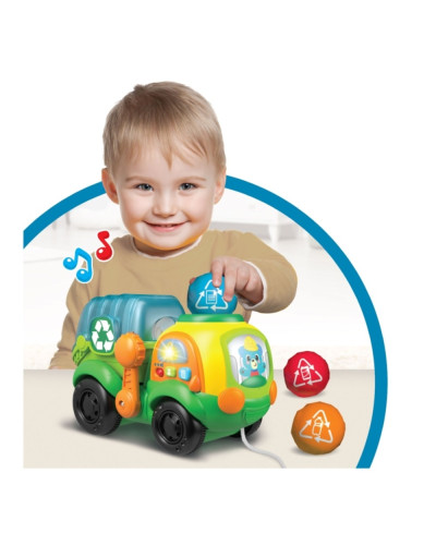 Winfun Go Green pull-along recycle truck with its 3 balls