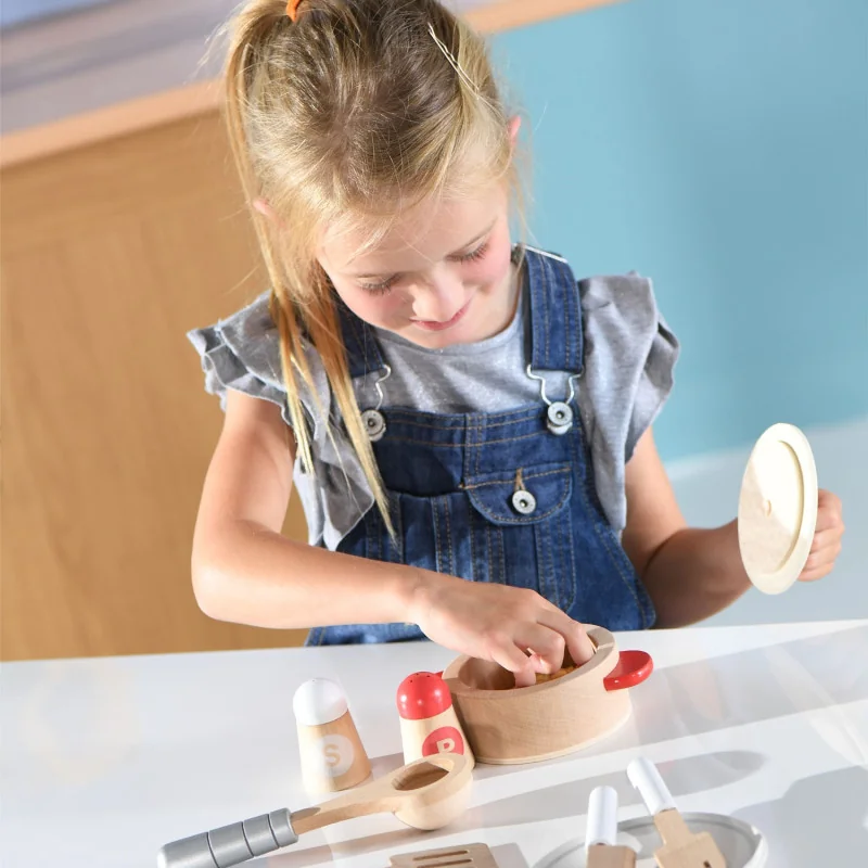 Set d'ustensiles de cuisine en bois pour enfants Hape Set d'ustensiles de cuisine en bois pour enfants Hape