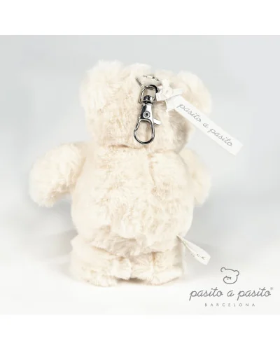 Llavero de peluche osito Ines beige Pasito a Pasito
